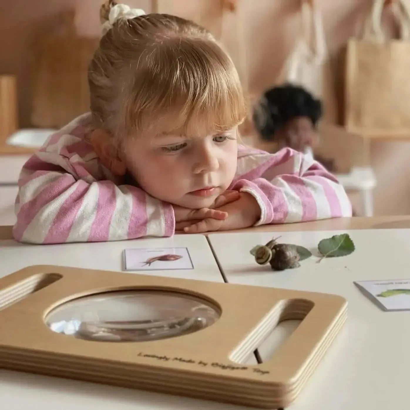 Bigjigs Two Handed Magnifier Glass-Bigjigs Two Handed Magnifier Glass