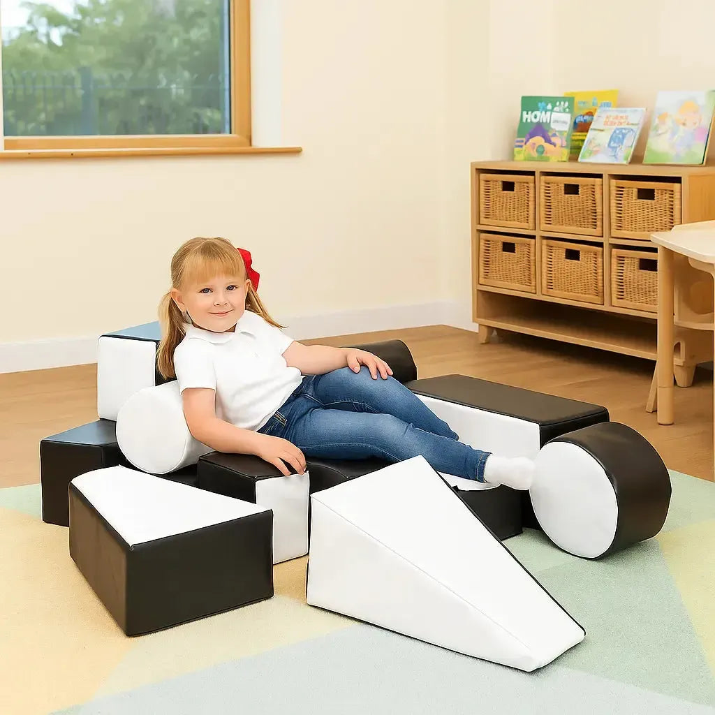 Black and white sensory play set-Black and white sensory play set