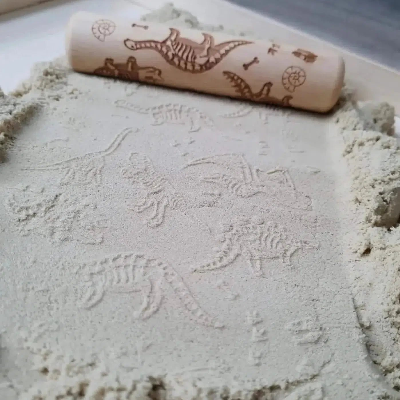 Dino Wooden Roller-Dino Wooden Roller