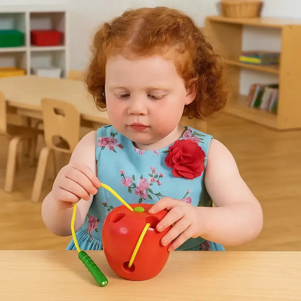 Lacing Apple-Lacing Apple