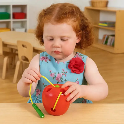 Lacing Apple-Lacing Apple