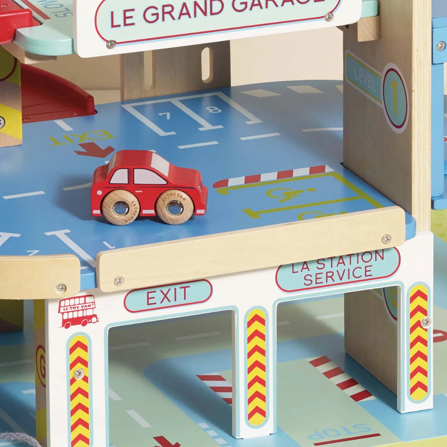 Le Grand Garage-Le Grand Garage