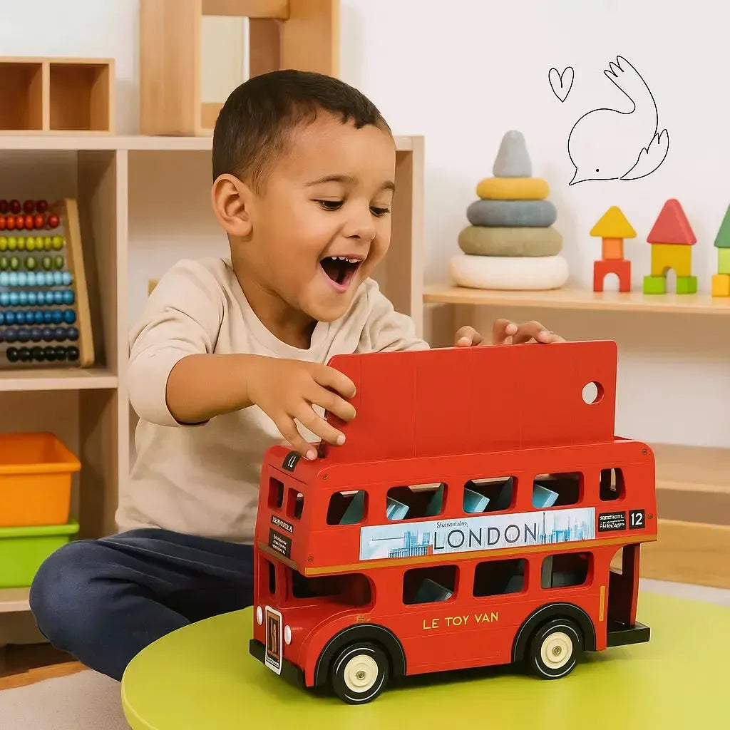 London Wooden Bus-London Wooden Bus