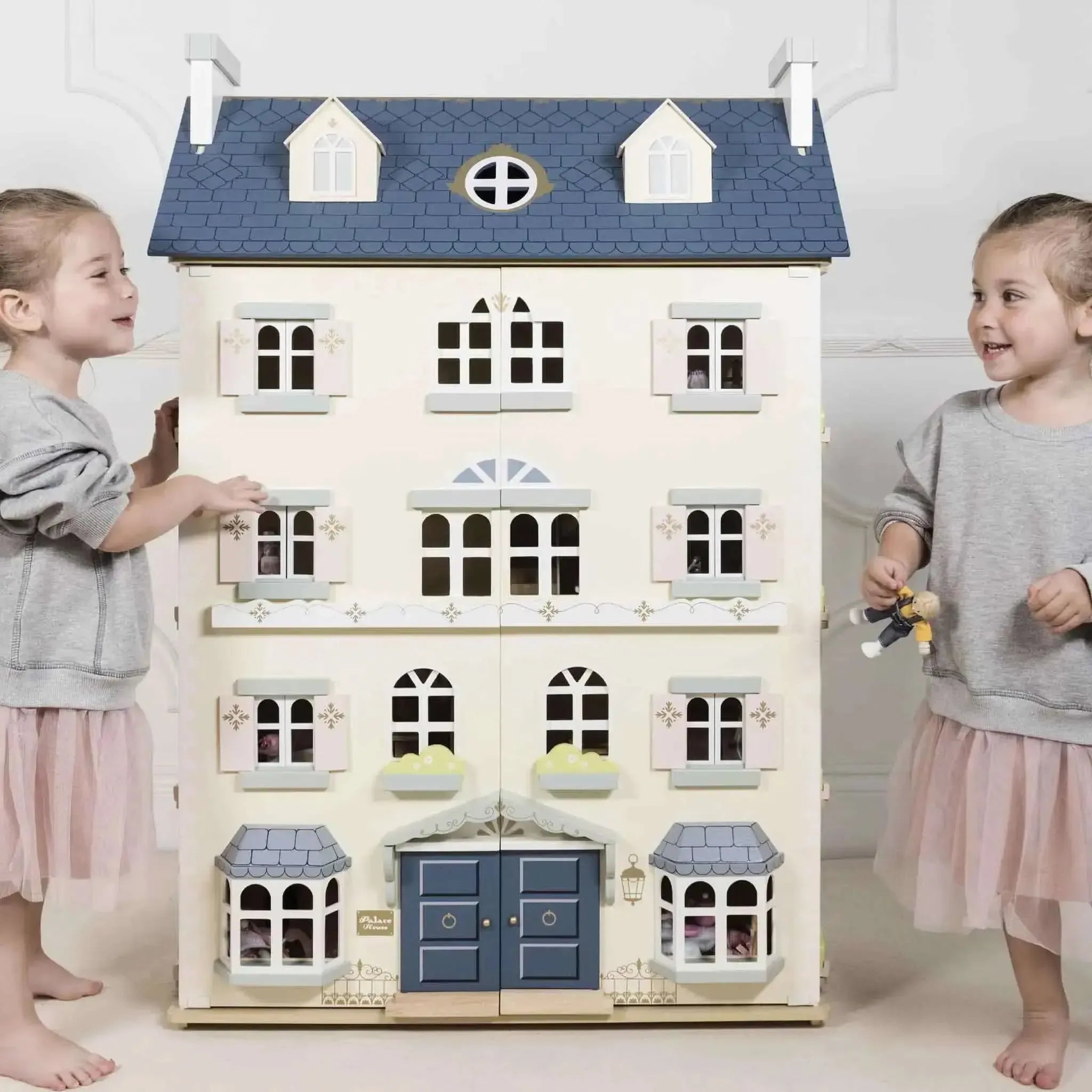 Palace Dolls House-Palace Dolls House