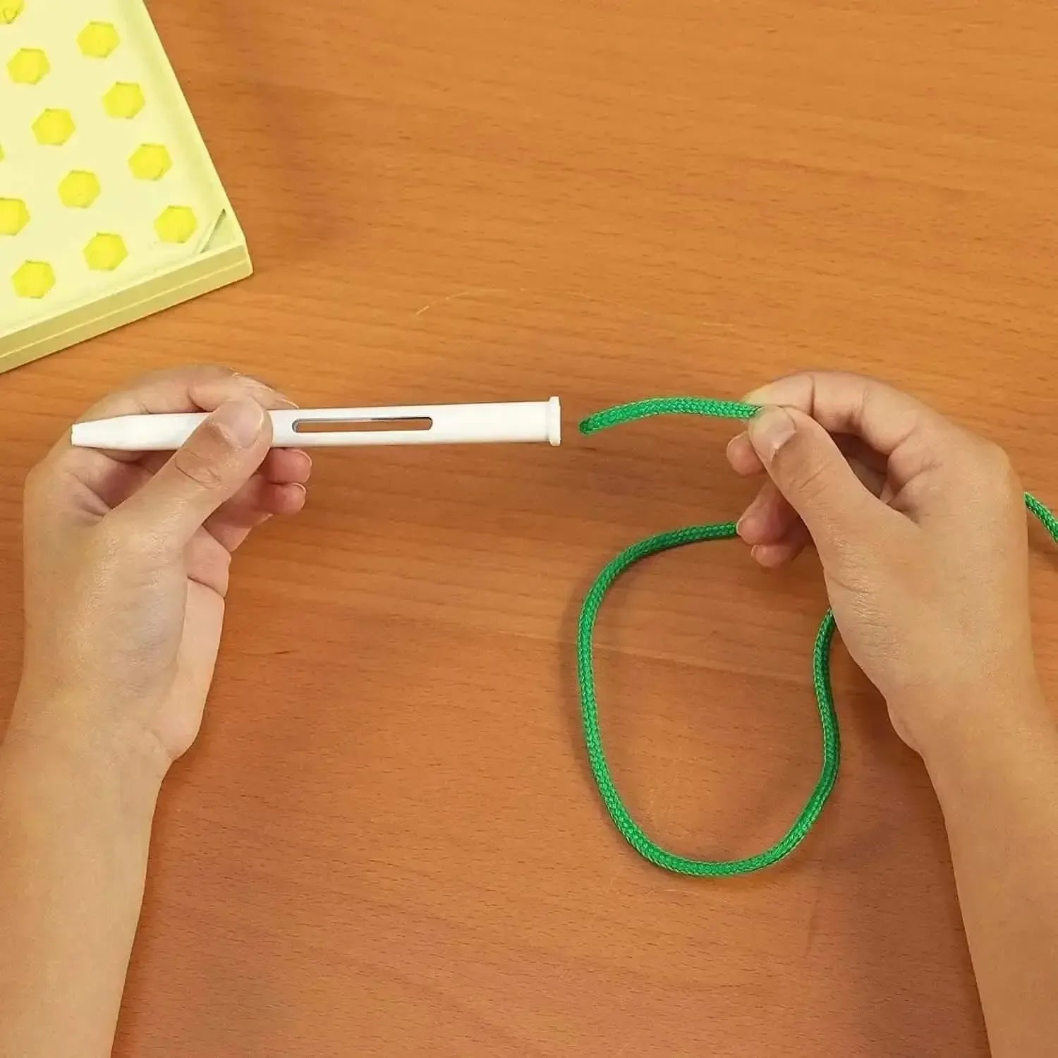 String along lacing kit-String along lacing kit