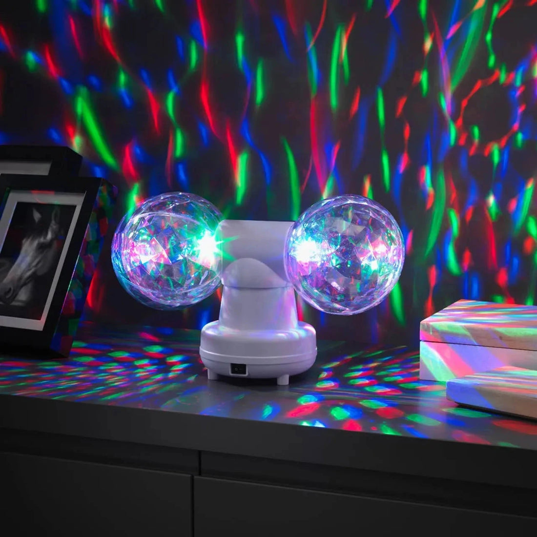 Twin Disco Ball in White-Twin Disco Ball in White