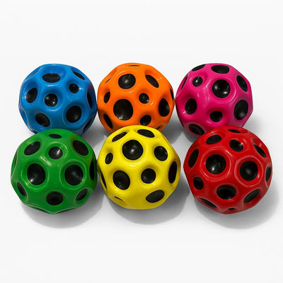 Super Bouncing Moon Ball