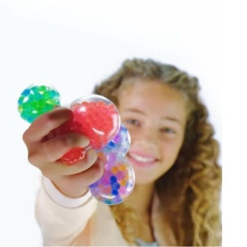 Bead Paffy Ball, The Paffy ball is a captivating and versatile toy that will mesmerize both children and adults alike. Its design showcases a dazzling assortment of intertwined beads, creating a visually stimulating experience. With countless tiny crevices, this ball provides endless opportunities for little fingers to explore and discover. Not only is the Paffy ball entertaining, but it also serves as a valuable tool for various purposes. It can be used for stimulation, helping to engage and awaken the sen