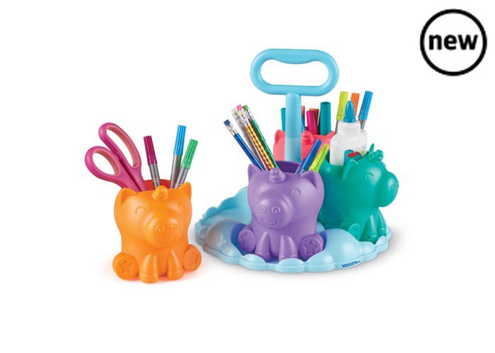 Create-a-Space Kiddy Centre Unicorn, Create-a-Space™ Kiddy Centre: Dinos! is the dinosaur storage solution that’s perfect for dino fans to organise pencils, markers, scissors, glue stick, and more. There are 4 removable dinosaur stationery storage cups on the portable base with carrier handle. This means that stationery supplies are always within easy reach. Dinosaur fans will love organising their stationery with this fun Create-a-Space™ desk organiser. Create-a-Space Kiddy Centre Unicorn Store stationery 