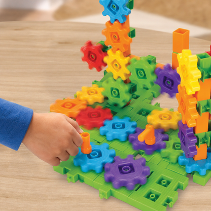 Gears Gears Gears Super Building Set crank close-up