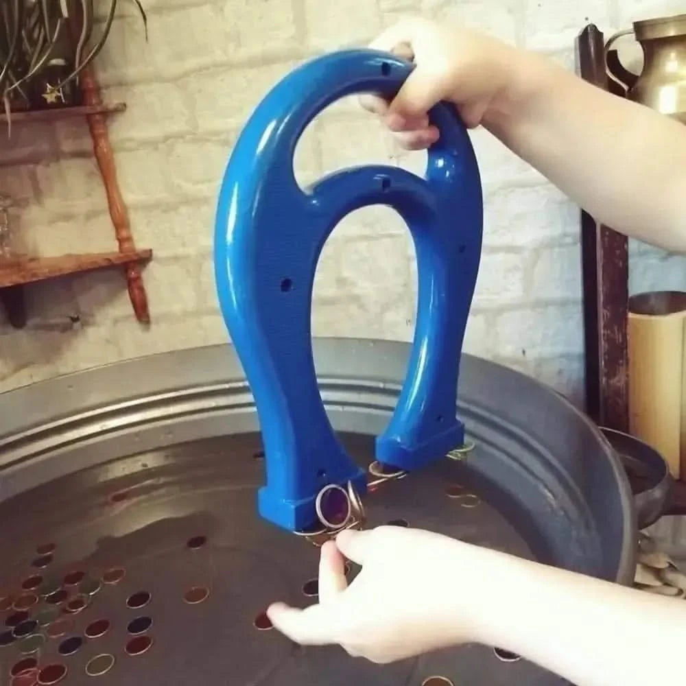 Giant Magnet-Giant Magnet
