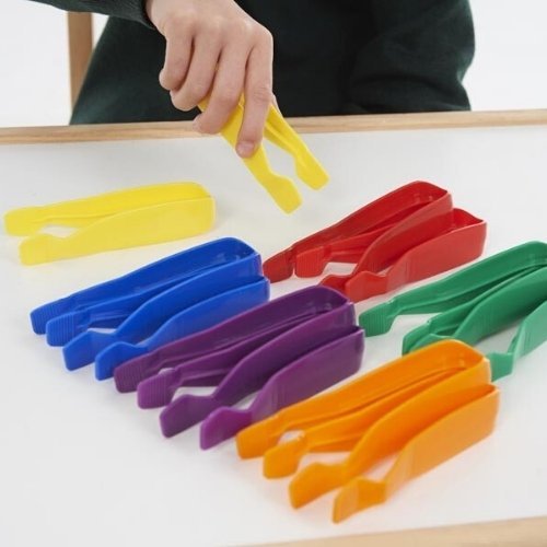 Giant Tweezers Set of 12, Enhance fine motor skills and hand-eye coordination with our Giant Tweezers Set of 12.These oversized giant tweezers provide children with a colorful and engaging way to develop essential motor skills within their fingers, wrists, and hands. Key Features of the Giant Tweezers Set: 12 Giant Tweezers: The set includes 12 giant tweezers in a vibrant mix of colors. This abundance of tweezers ensures that multiple children can participate simultaneously in fine motor skill development a