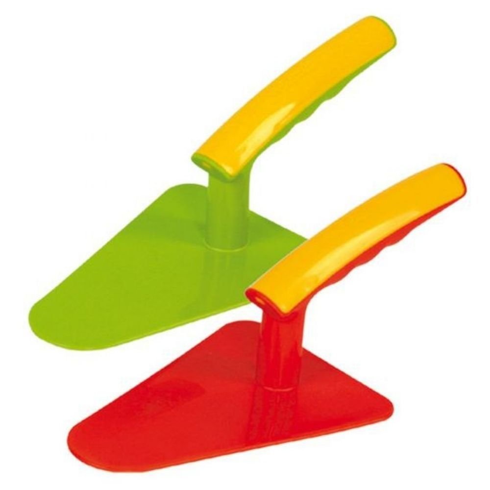 Gowi Toys Builders Trowel, This colourful, sturdy Gowi Toys Builders Trowel is the ideal gift for junior builders. The handle is designed for little hands to use with ease, making it the perfect toy to enhance imaginative role play. This Gowi Toys Builders Trowel can be used in the sandpit, or on the beach. Colours may vary. A bright plastering trowel Ergonomic handle designed for children Gowi Toys Builders Trowel A great addition to any pretend construction site Can be used with sand in the sandpit or on 