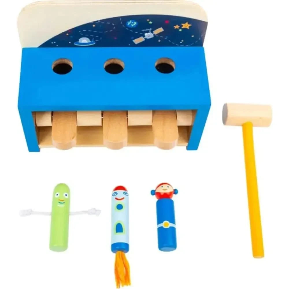 Hammering Bench Space-Hammering Bench Space