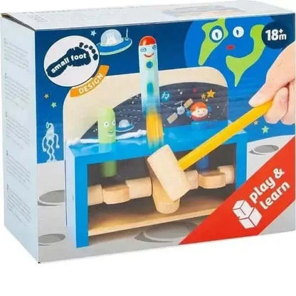 Hammering Bench Space-Hammering Bench Space