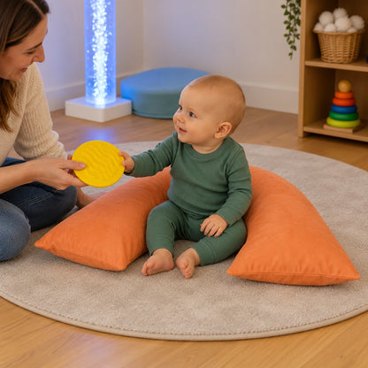 Inclu Squidgy Triangle Support – supervised sensory play