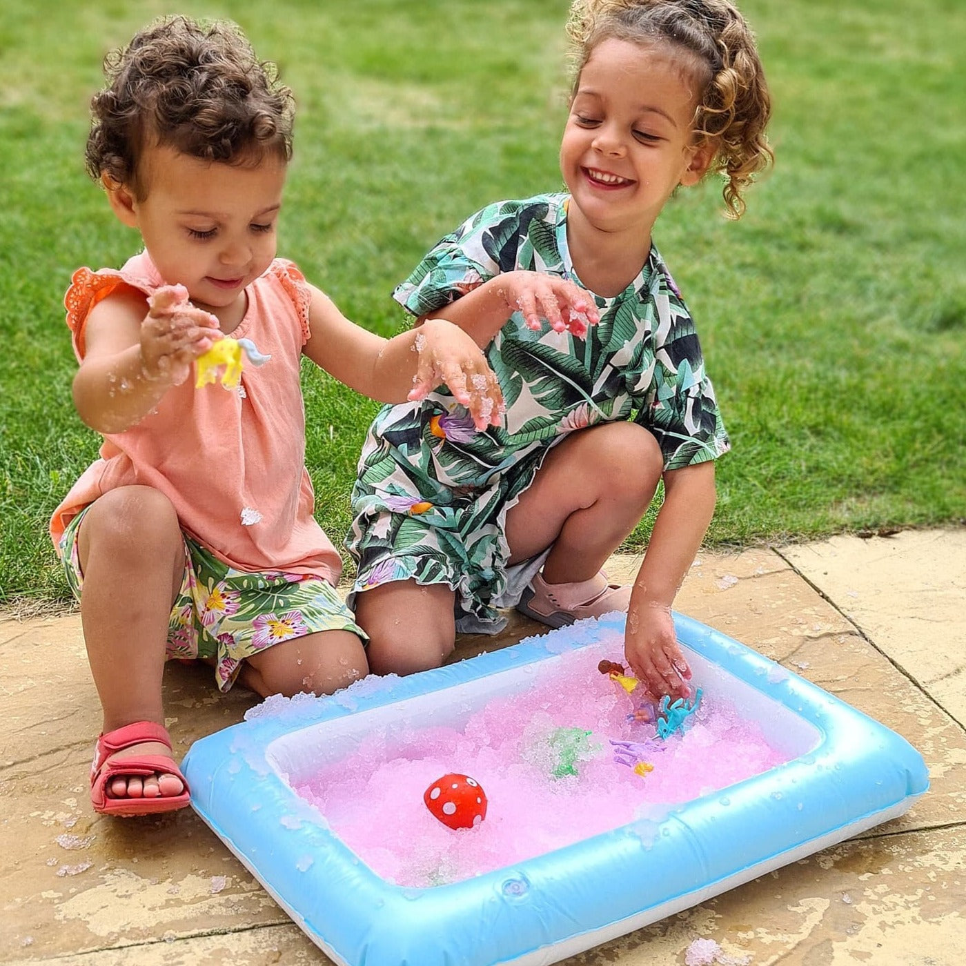 Inflatable Messy Play Tray, The Inflatable Messy Play Tray is an economical solution that makes multiple sensory stations easy to set up, clean and stow away when not in use. Use it on the go as a therapist or take it on holiday with the kids for portable sensory fun, this Inflatable Messy Play Tray folds away easily for storage when not in use and takes seconds to blow up for the next sensory play session. Inflatable Play Tray Tabletop inflatable sensory play tray that makes messy time less messy! Can be u