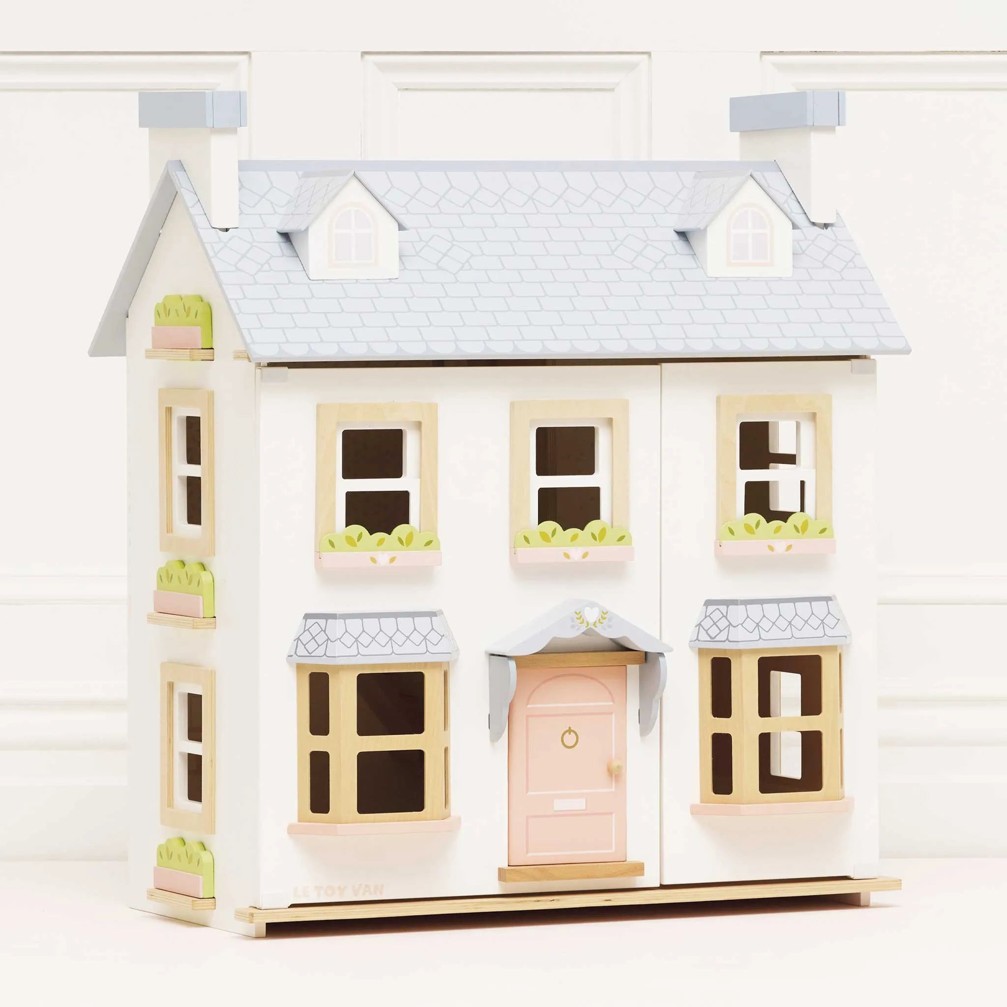 Mayberry Manor Doll House-Mayberry Manor Doll House