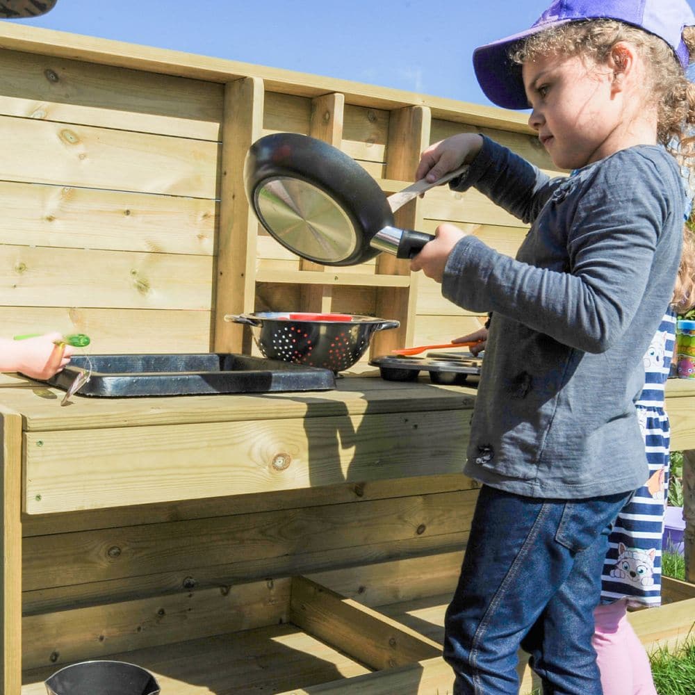 Messy Monkeys Mud Kitchen Station, An all-in-one station designed for every outdoor messy play activity. The unit features two removable tubs so they can be filled and emptied easily, central shelves to store all your equipment, and two large shelves underneath to store even more. The ideal space for the children to enjoy role play and experiment with all their own creations. This station is perfectly suited for collaborative play and communication. Features: Enoucrages communication and role play Accessori