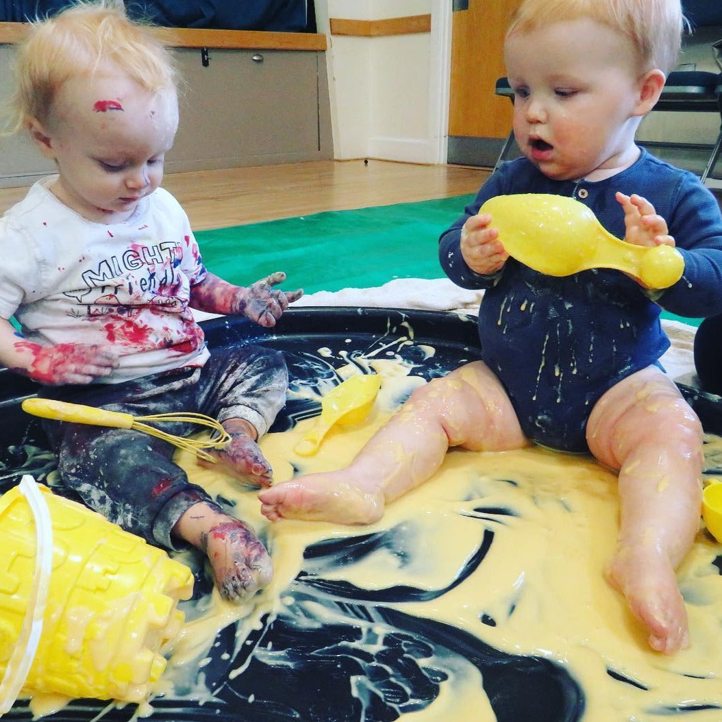 Messy Play Custard, Just add this custard powder to water and stir for a fun, tactile gooey experience. Great for messy play. You could add a drop of food colouring too if you’d like to give your custard gloop a splash of colour. Children will love getting messy and feeling the mixture in their hands. Talk to them about how the gloopy mixture feels. Dig your hands in too and join in the messy gloopy fun! custard powder gives a great tactile experience for youngsters 3.5kg Custard Supplied. Fantastic texture