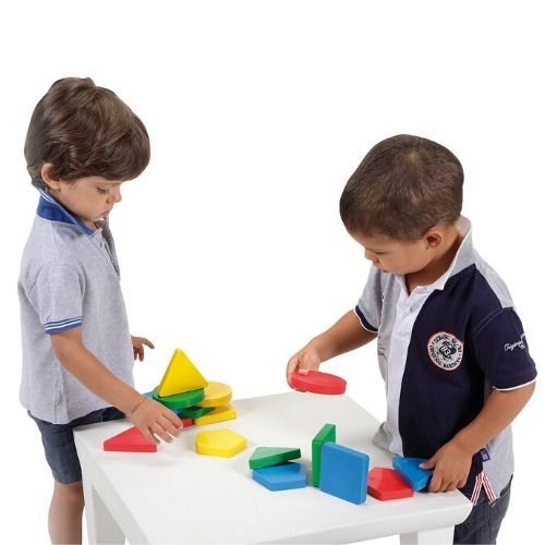 Multi Form Set, Introducing the Multi Form Set, a versatile collection of multifunctional soft shapes designed for small constructions and various educational activities. This set is perfect for teaching geometric shapes and colors while simultaneously stimulating your child's prehensility.The Multi Form Set encompasses four geometric shapes, each available in four assorted colors, totaling up to 16 units. With this extensive range of shapes and colors, your child can engage in endless creative possibilitie