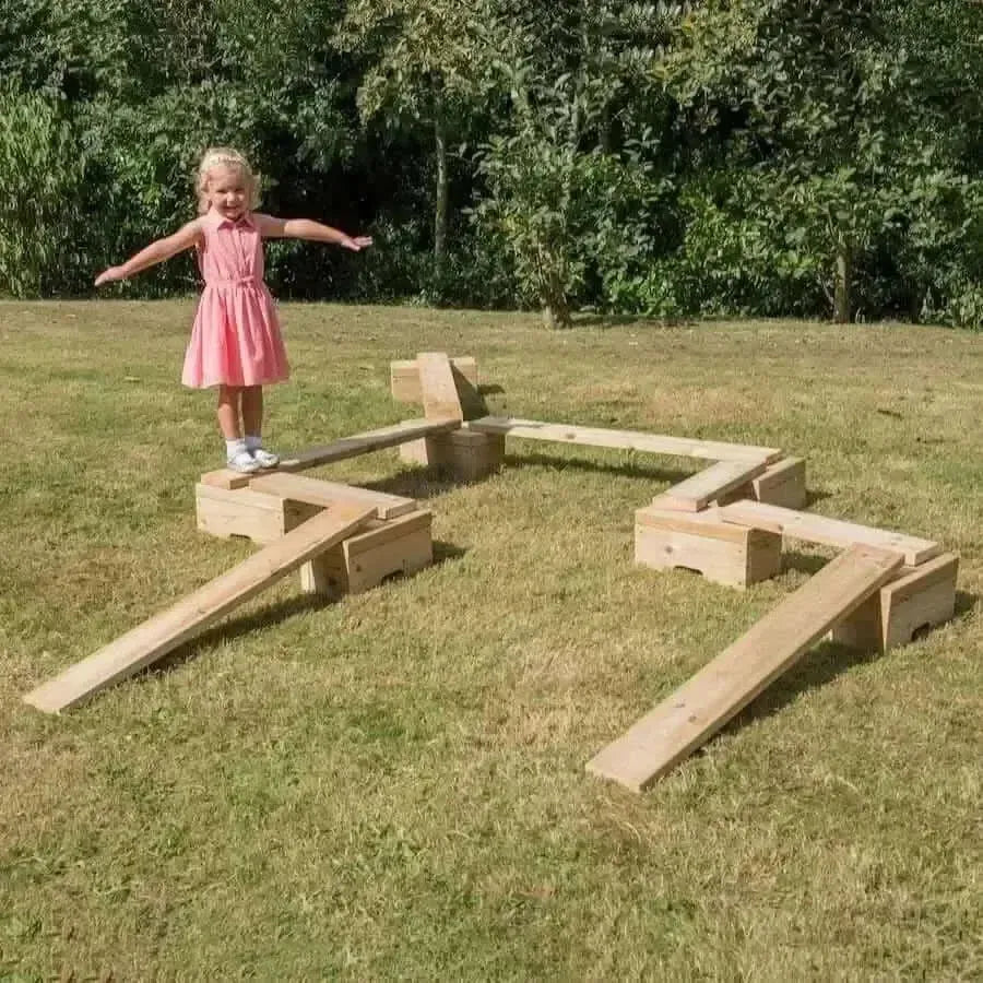 Outdoor Wooden Mini Adventure Trail 14pcs-Outdoor Wooden Mini Adventure Trail 14pcs