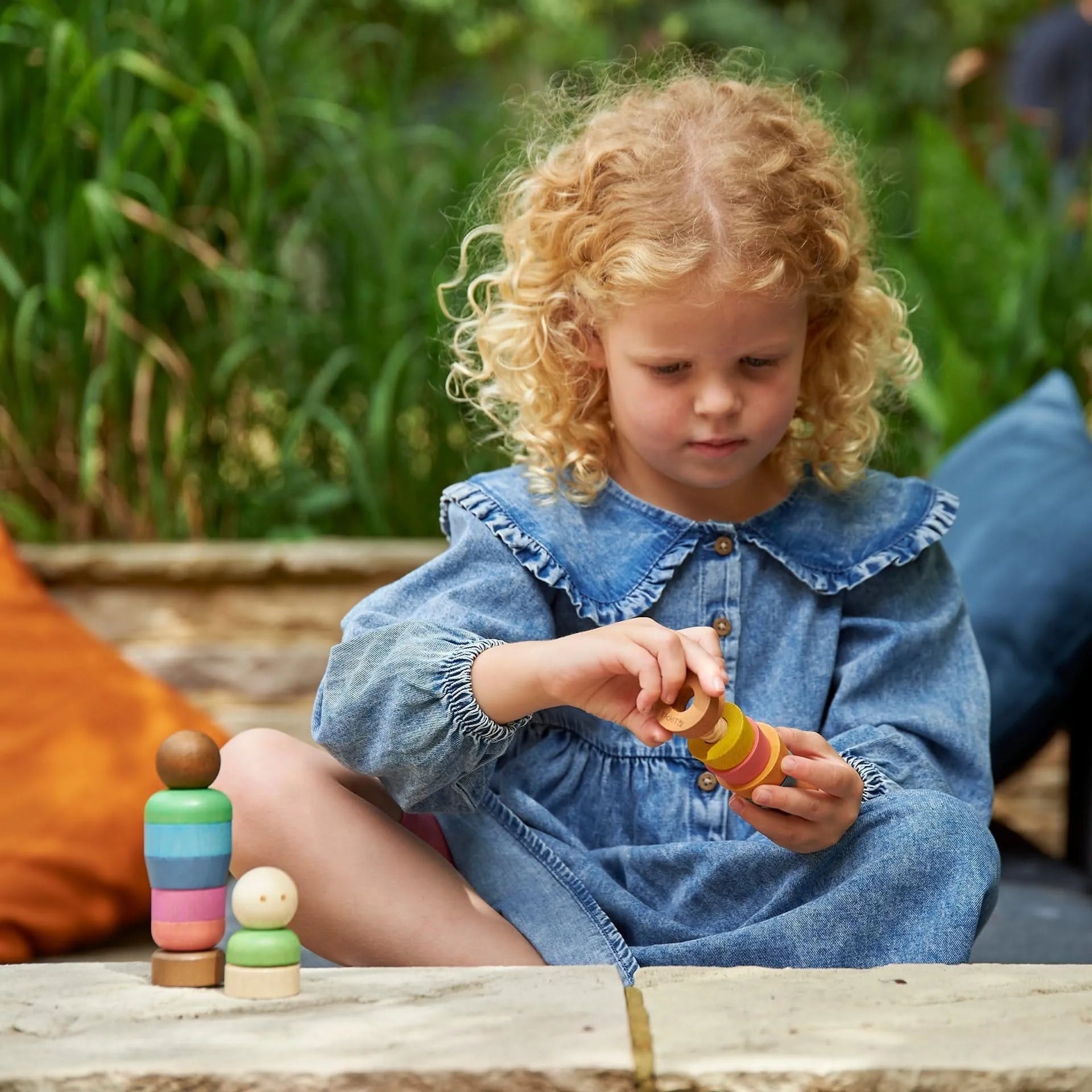 Rainbow Wooden Community People-Rainbow Wooden Community People