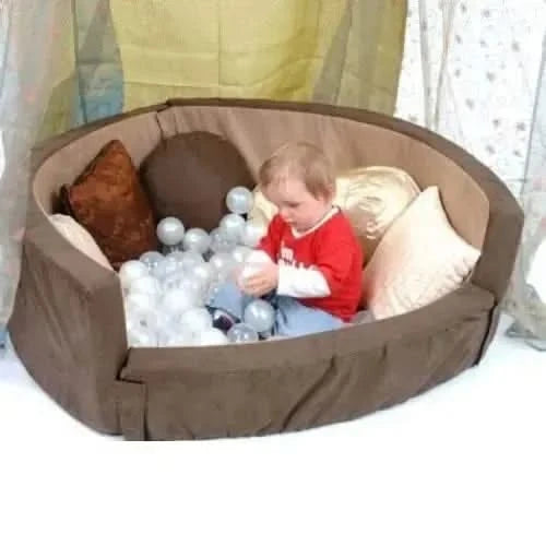 Snuggly Den-Snuggly Den