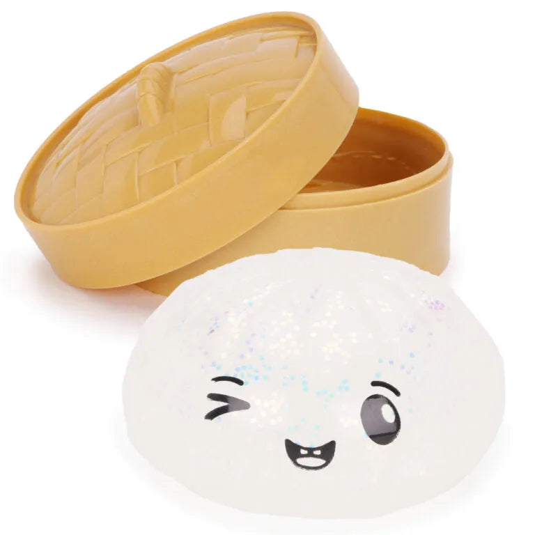 Squeezing Soft Steamed Bun Surprise-Squeezing Soft Steamed Bun Surprise