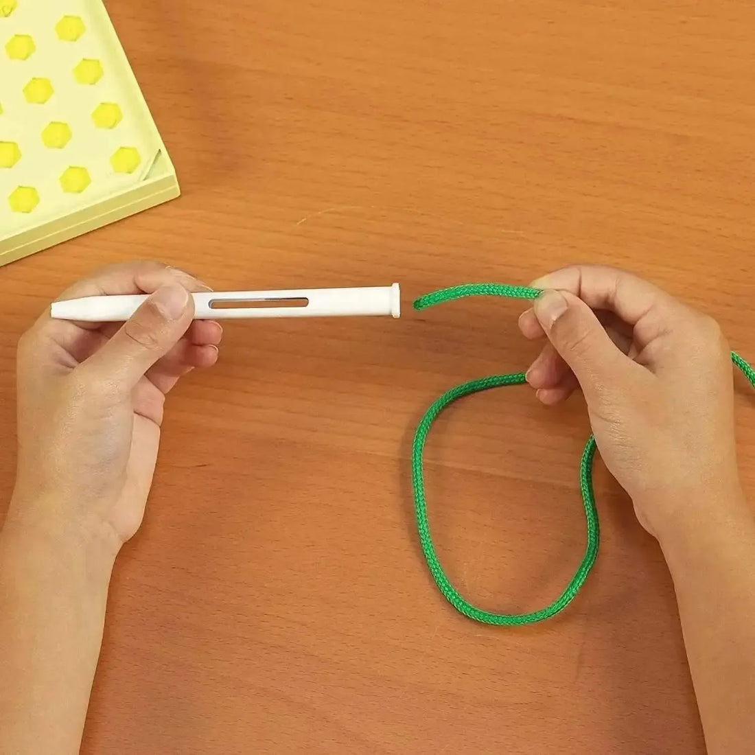 String along lacing kit-String along lacing kit