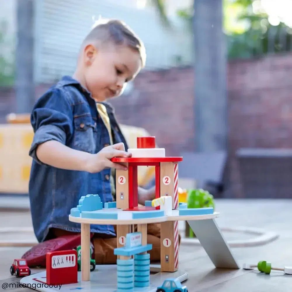 Tidlo Toy Garage-Tidlo Toy Garage