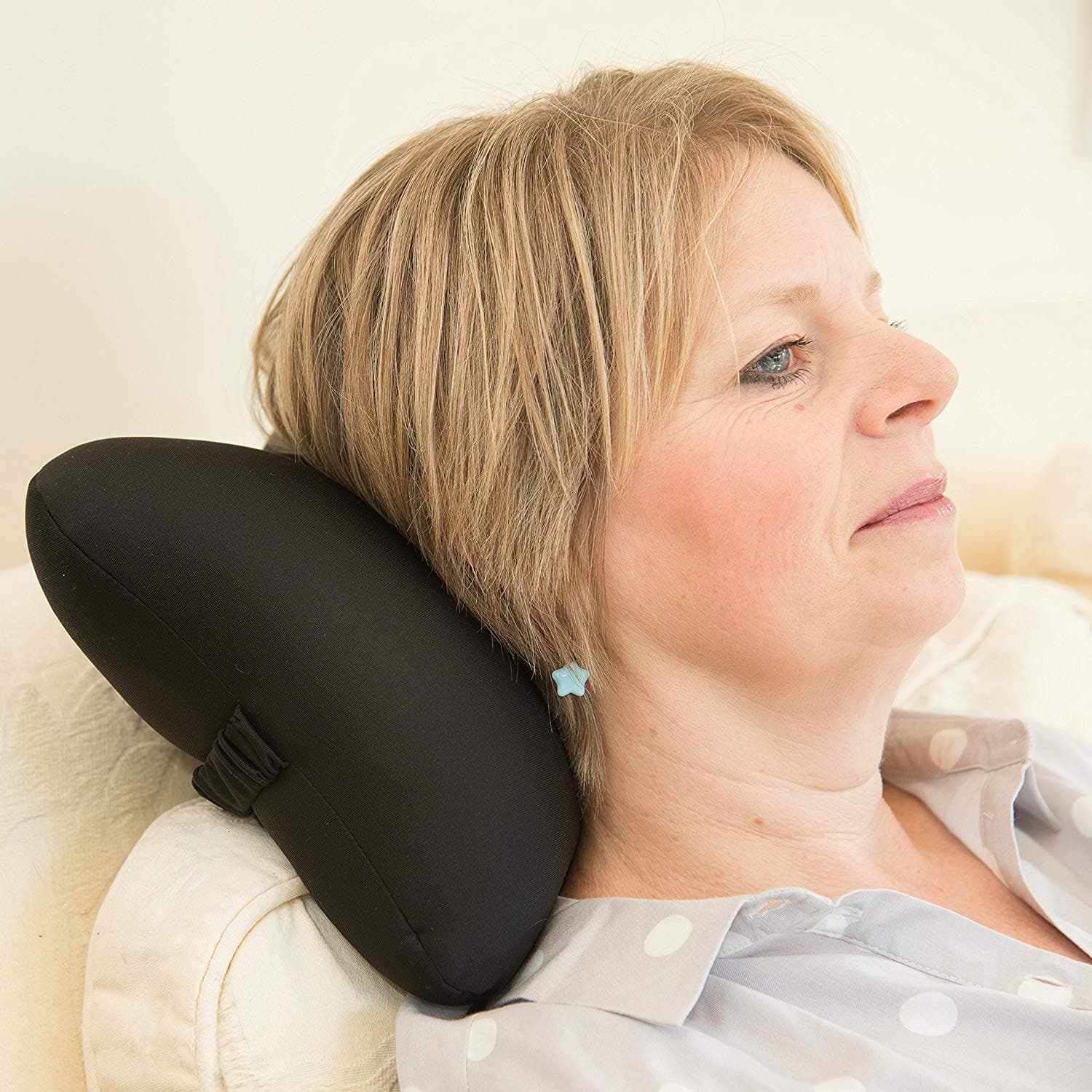 Vibrating pillow cushtie cushion, From calming to arousing, Vibrating pillow cushtie cushion's are becoming a popular way to provide tactile input. An added feature to these Vibrating pillow cushtie cushion is that they have a elastic feature that allows you to fit it to a car head rest or wheelchair head rest with ease giving the ultimate in sensory massage on the go. Vibration has many therapeutic benefits for people of all ages, with or without disabilities or sensory processing disorders. These pillows 